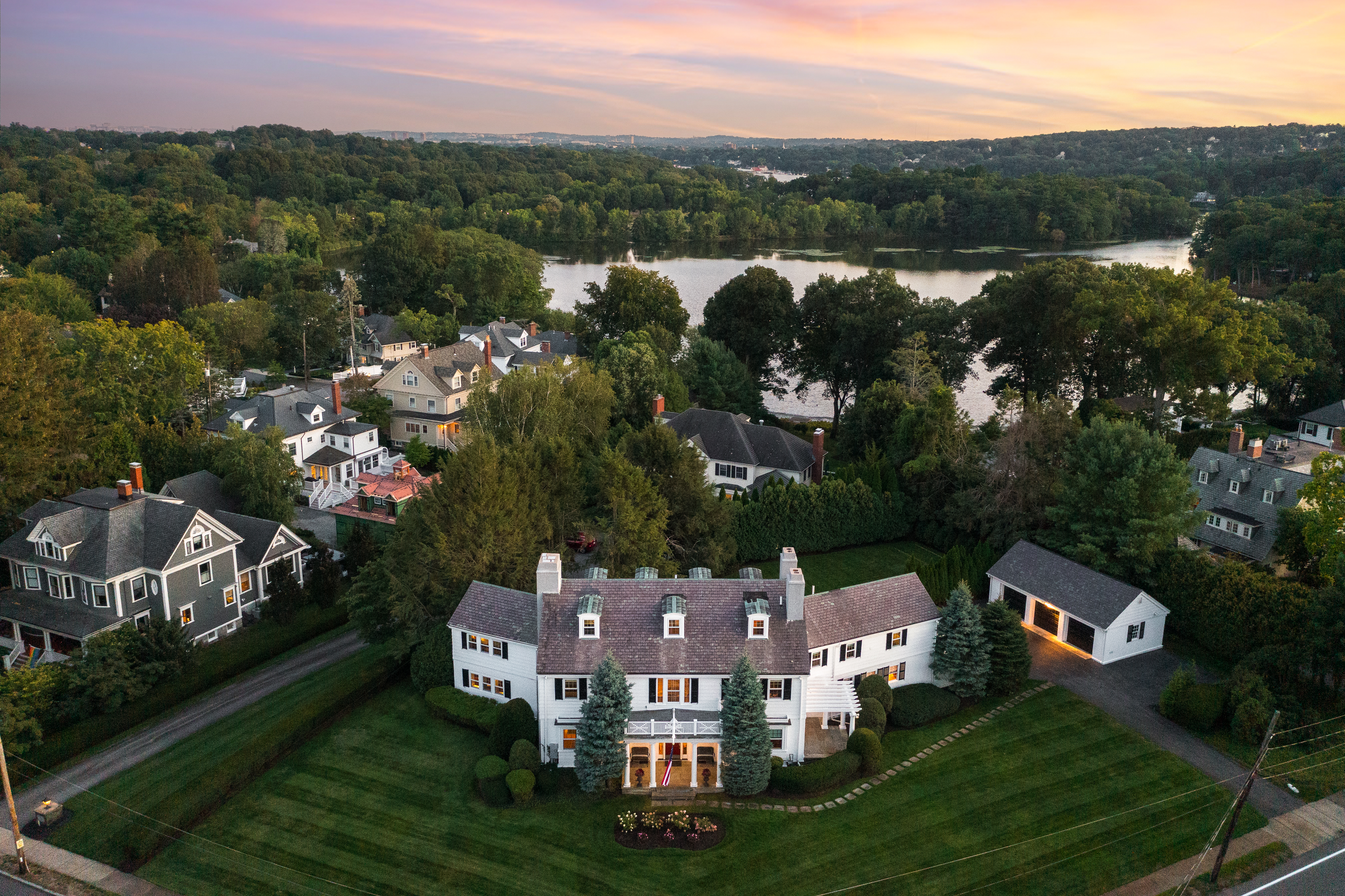 Brookline, MA